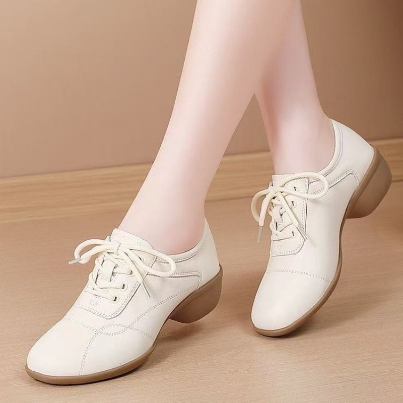 Sneakers - Zapatillas de baile de tacón bajo