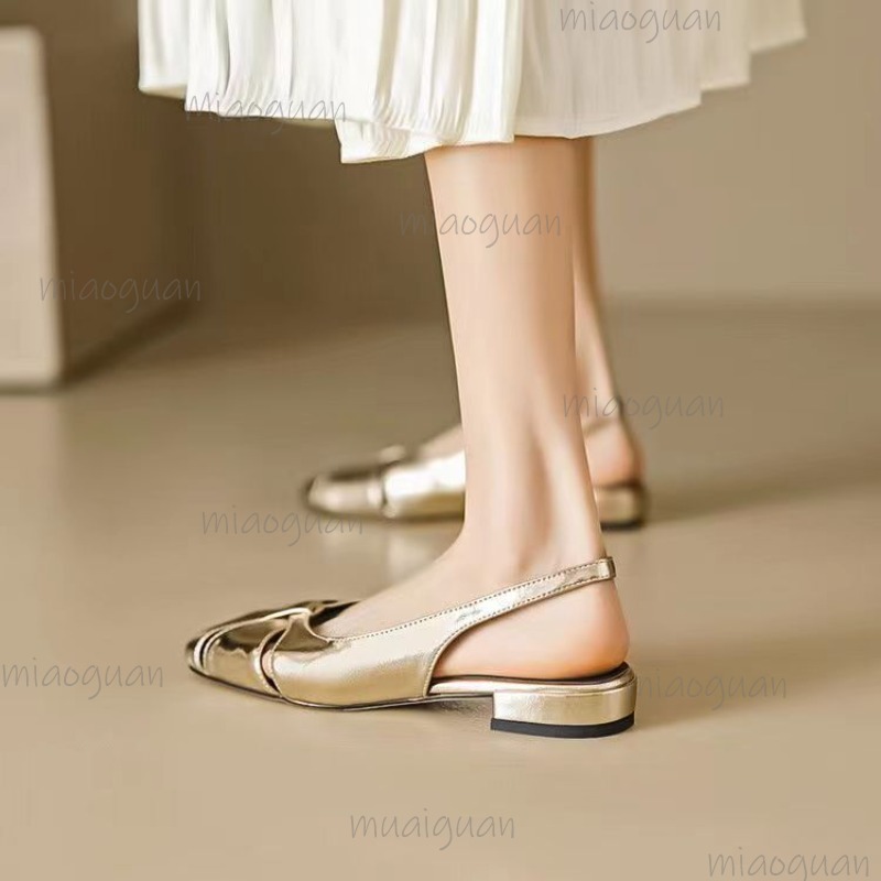 Zapatos De tacón bajo con cubi - Sandals reseña y precio